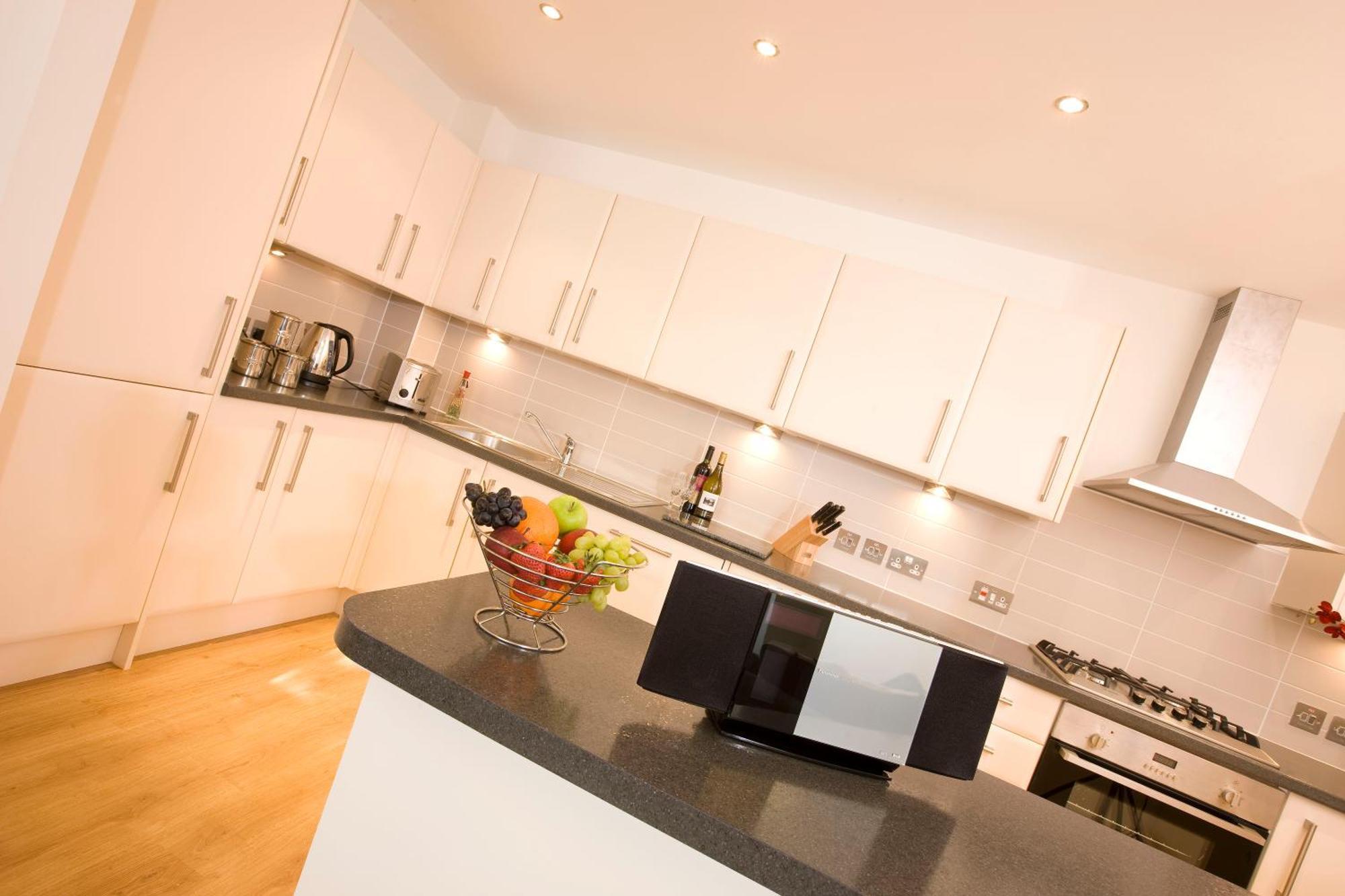 Inverness City Suites Exteriér fotografie